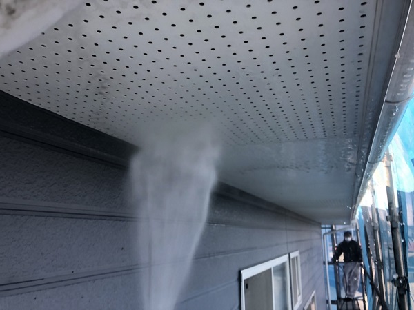 栃木県鹿沼市　屋根塗装・外壁塗装　下地処理はなぜ必要か　高圧洗浄の費用相場 (3)