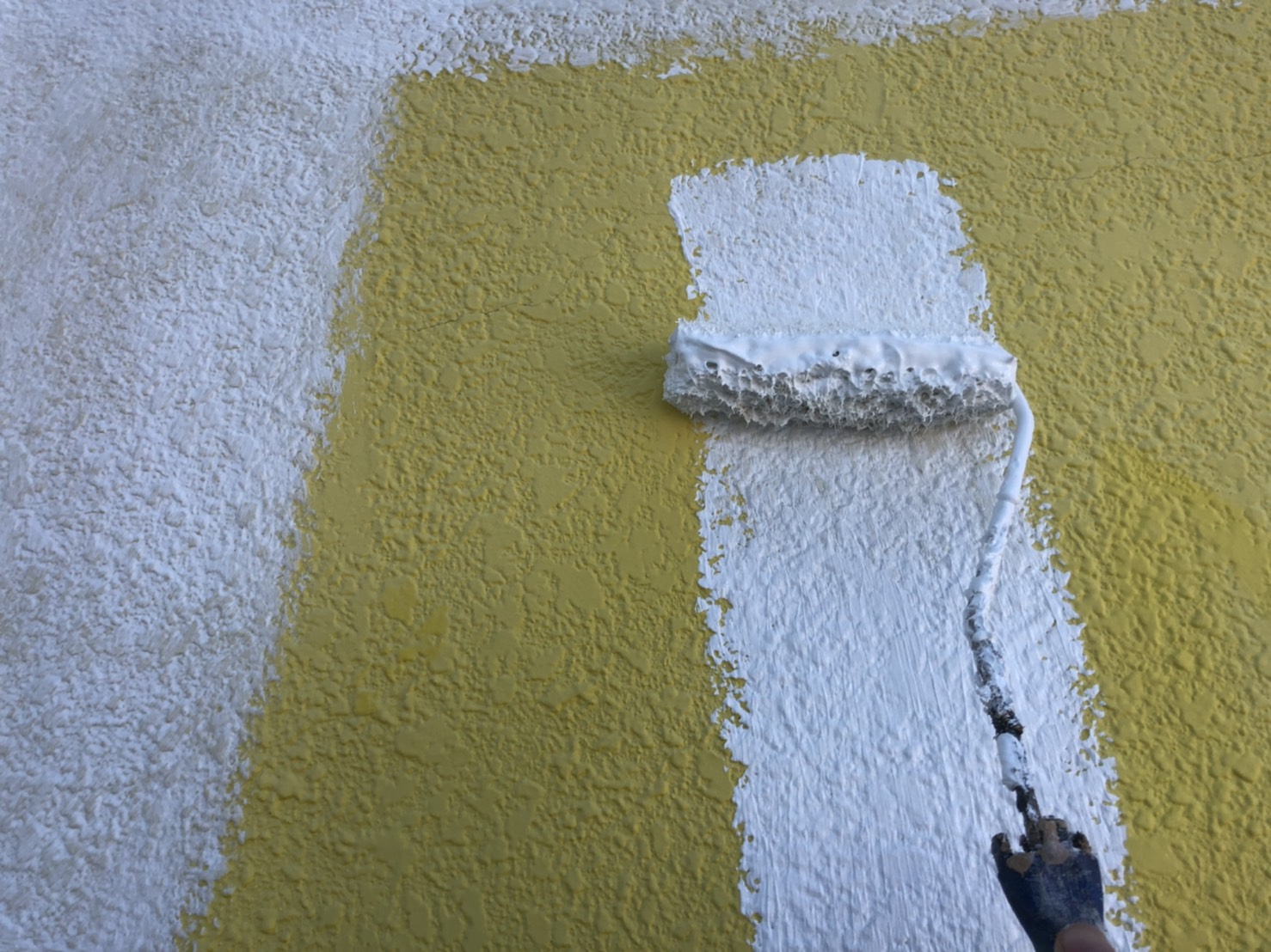 栃木県宇都宮市　外壁塗装工事　外壁と軒天井の塗装を行いました！