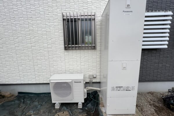 栃木県鹿沼市【外壁塗装工事】給湯器交換　エコキュート設置